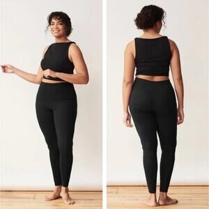 ADAY black side panel brakes on leggings